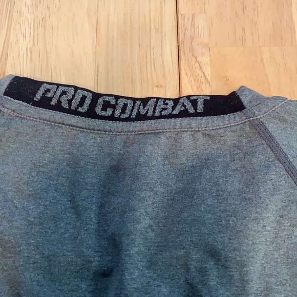 Men’s compression shirt - Picture 11 of 12